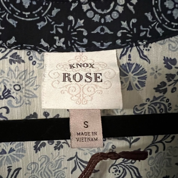 A gorgeous dress by Knox Rose in size small - Picture 6 of 9